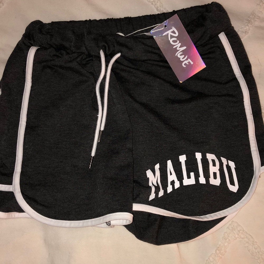 BRAND NEW Malibu shorts